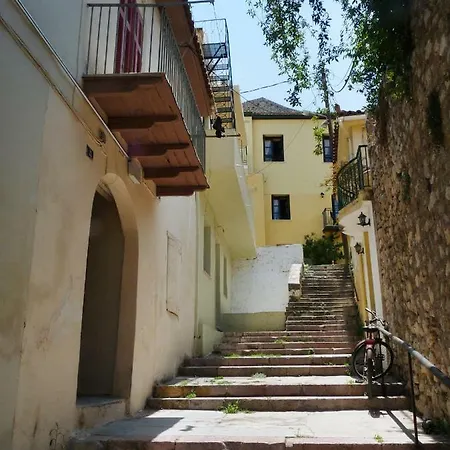 Cozy Apartment In Nafplio Old Town Exterior photo